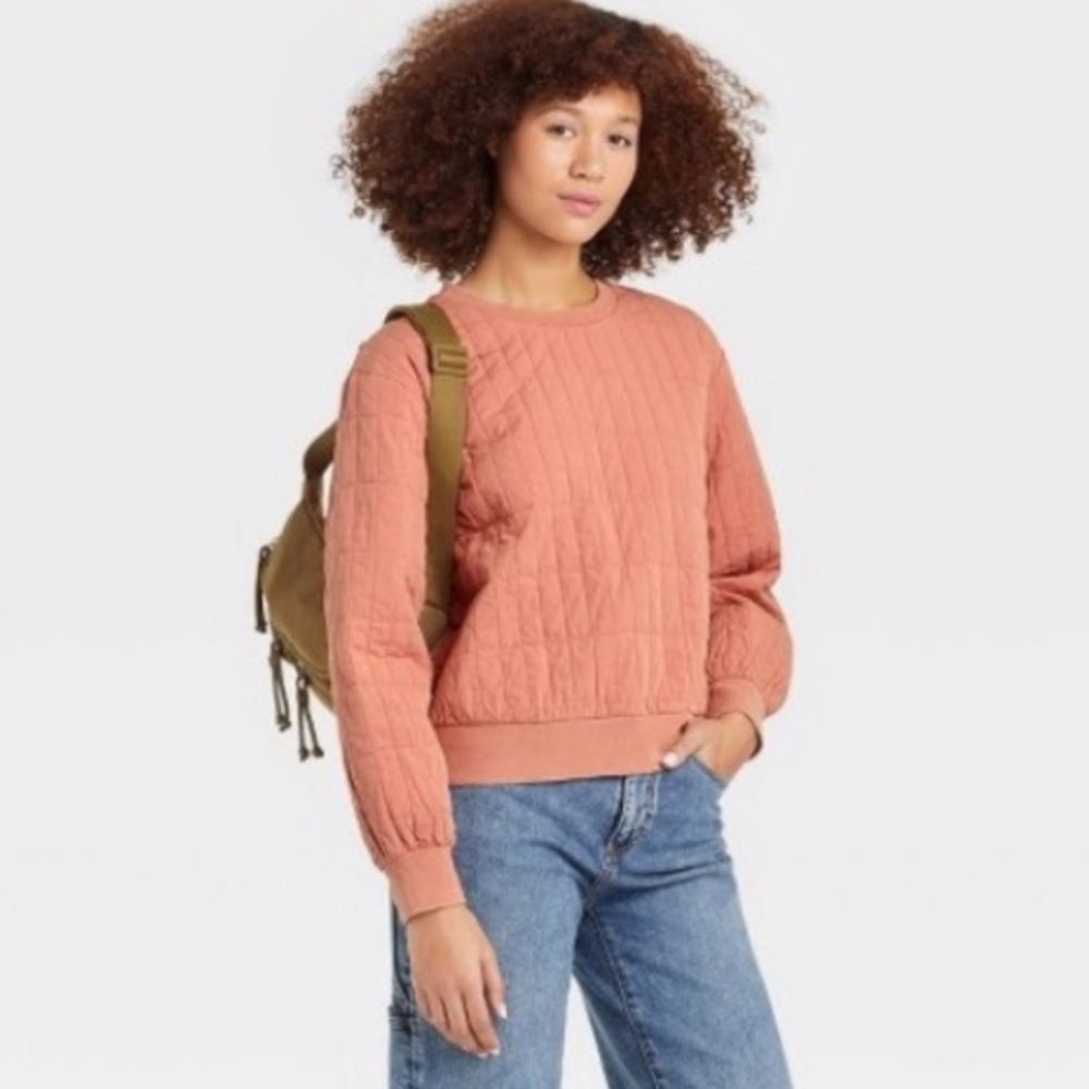 Universal Thread Quilted Pullover Sweatshirt women’s M woven boxy peach pink